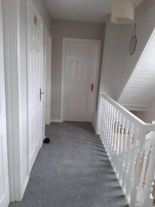 Whitepark Cottage - Your Home Away From Home Ballycastle Exterior photo